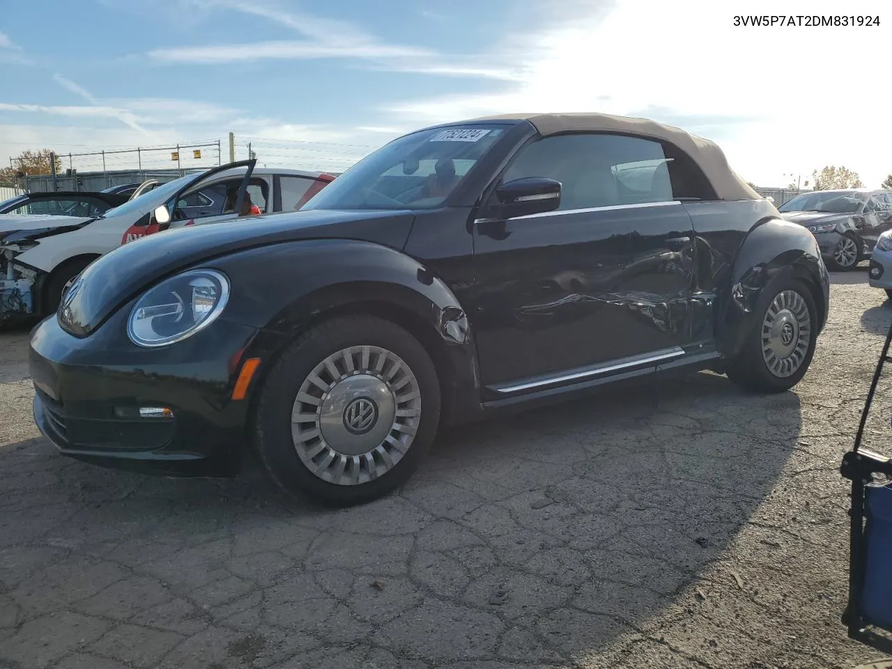 2013 Volkswagen Beetle VIN: 3VW5P7AT2DM831924 Lot: 77521224