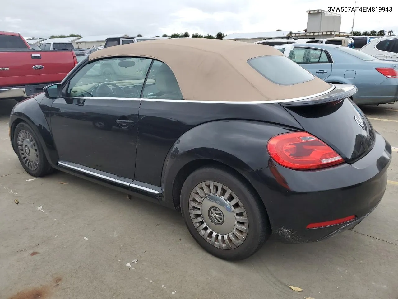 2014 Volkswagen Beetle VIN: 3VW507AT4EM819943 Lot: 74330404