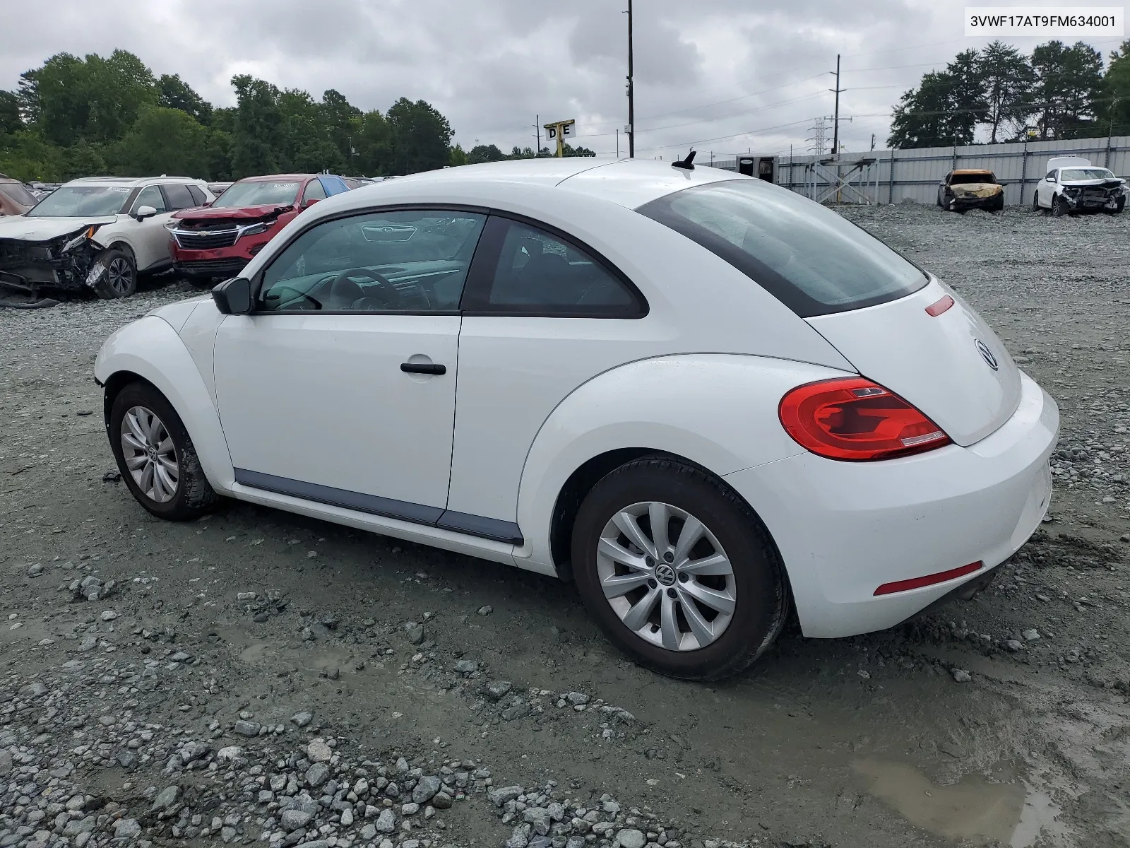 2015 Volkswagen Beetle 1.8T VIN: 3VWF17AT9FM634001 Lot: 63960744