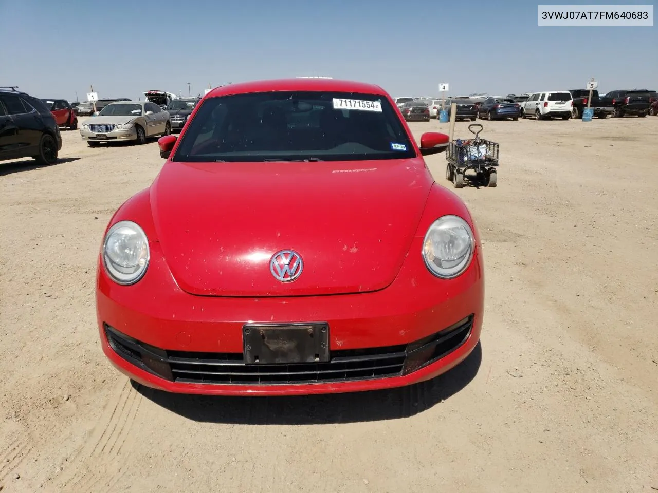 2015 Volkswagen Beetle 1.8T VIN: 3VWJ07AT7FM640683 Lot: 71171554