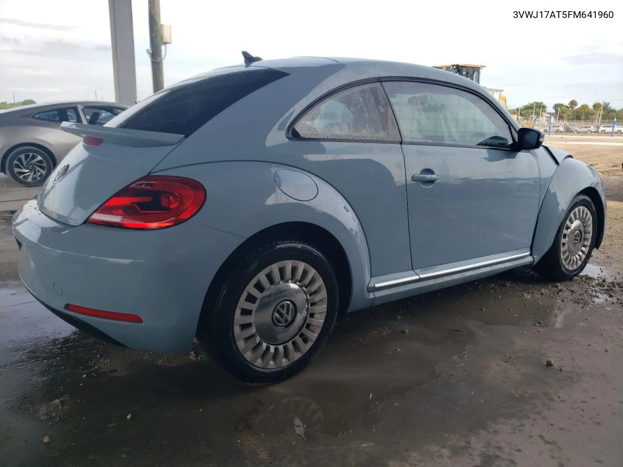 2015 Volkswagen Beetle 1.8T VIN: 3VWJ17AT5FM641960 Lot: 73296524