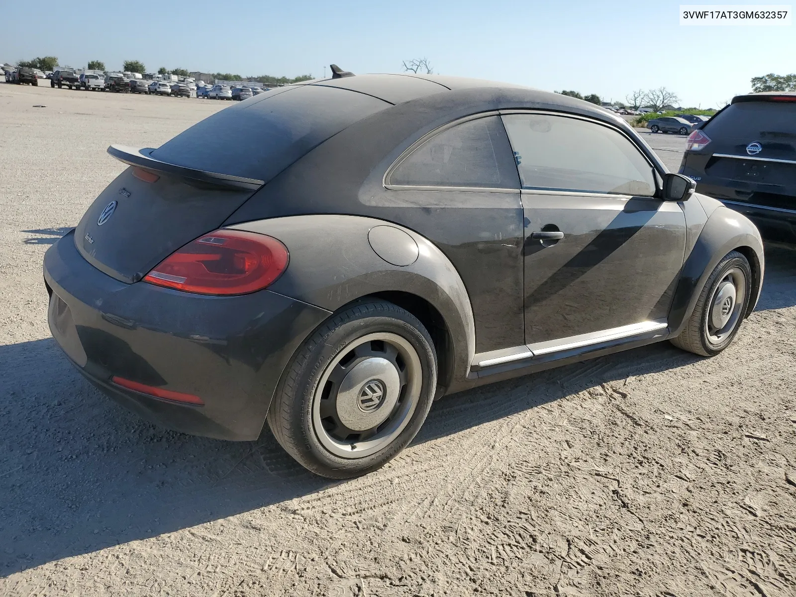 2016 Volkswagen Beetle 1.8T VIN: 3VWF17AT3GM632357 Lot: 68413564