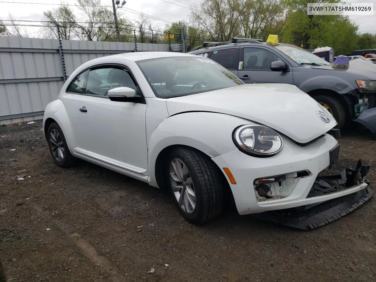 2017 Volkswagen Beetle 1.8T VIN: 3VWF17AT5HM619269 Lot: 52491834