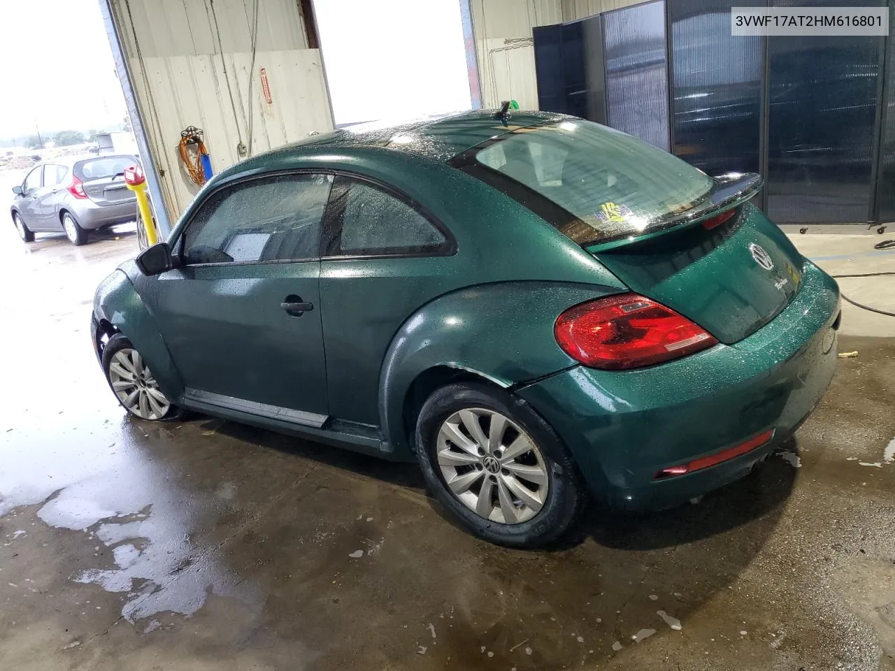 2017 Volkswagen Beetle 1.8T VIN: 3VWF17AT2HM616801 Lot: 70815024