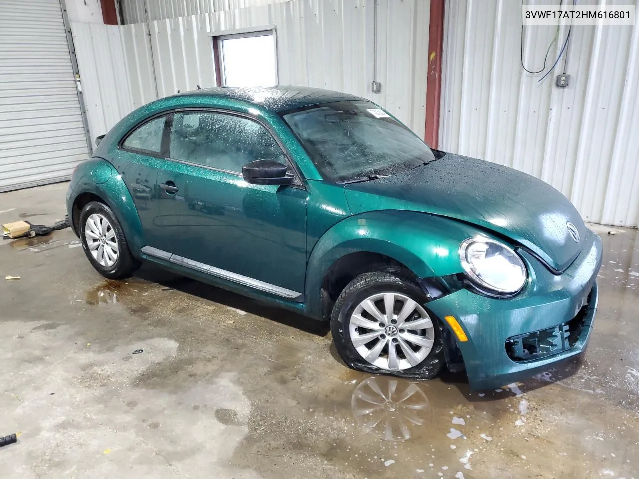 2017 Volkswagen Beetle 1.8T VIN: 3VWF17AT2HM616801 Lot: 70815024