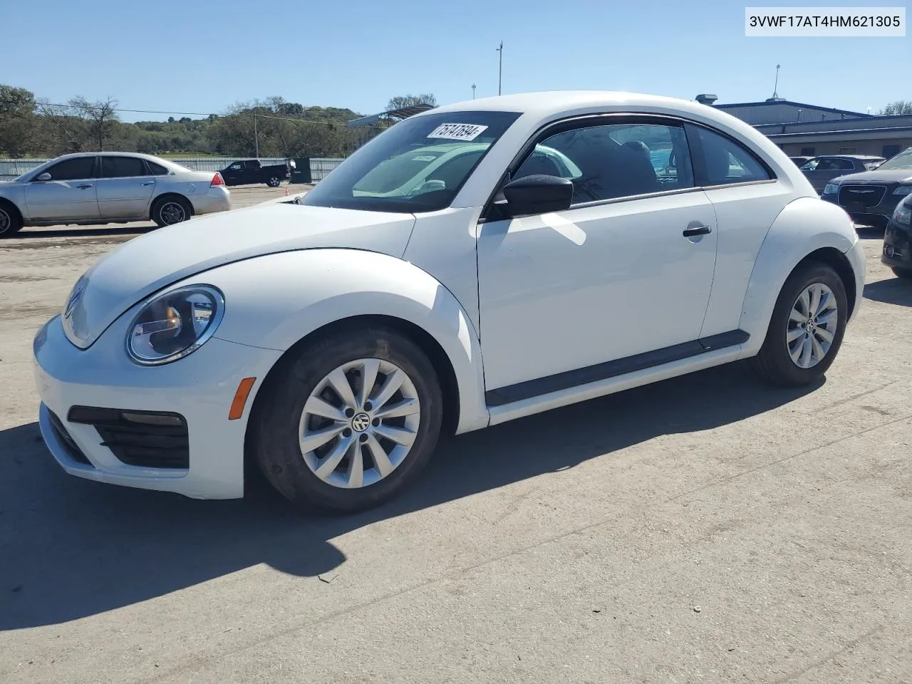 2017 Volkswagen Beetle 1.8T VIN: 3VWF17AT4HM621305 Lot: 75747694