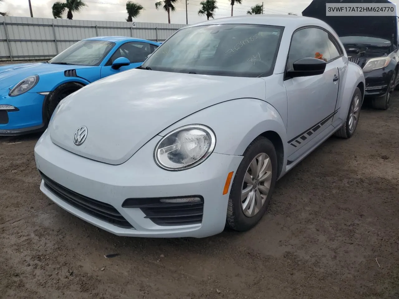 2017 Volkswagen Beetle 1.8T VIN: 3VWF17AT2HM624770 Lot: 76399854