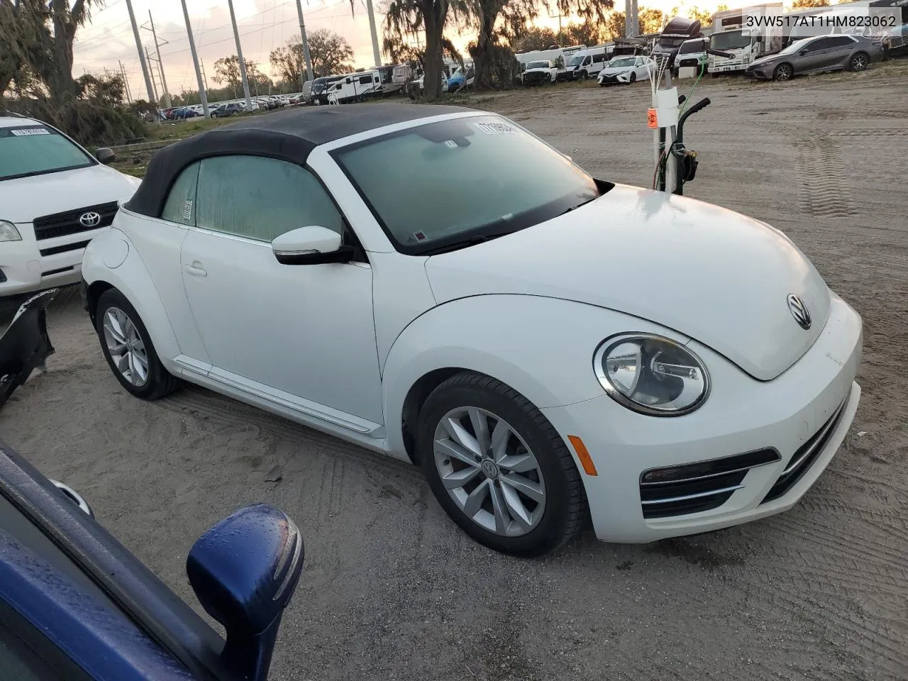 2017 Volkswagen Beetle S/Se VIN: 3VW517AT1HM823062 Lot: 77169624