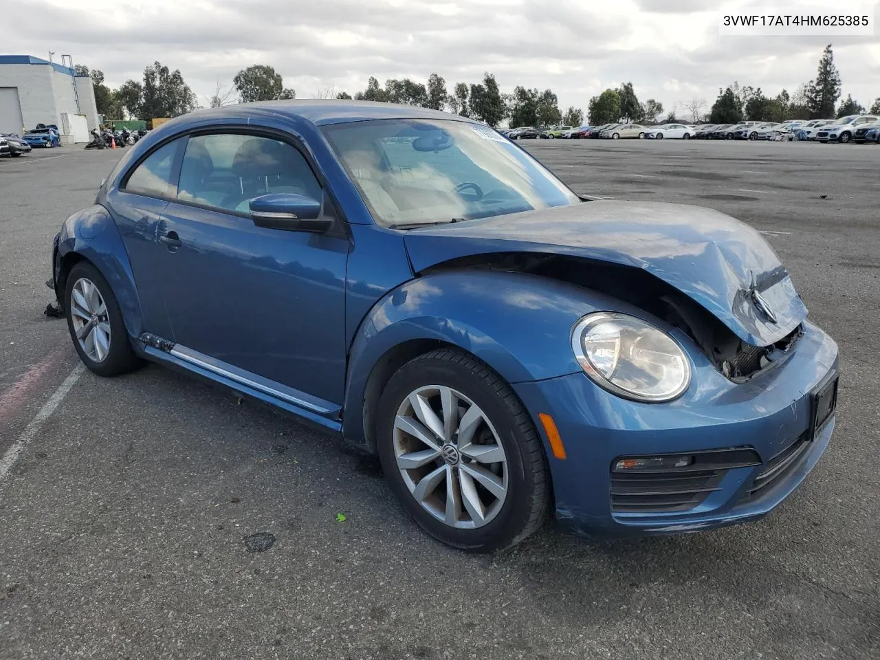 2017 Volkswagen Beetle 1.8T VIN: 3VWF17AT4HM625385 Lot: 77986384