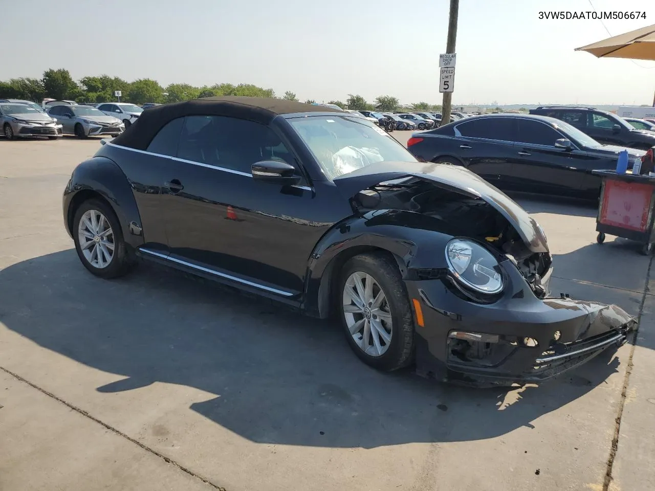 3VW5DAAT0JM506674 2018 Volkswagen Beetle S