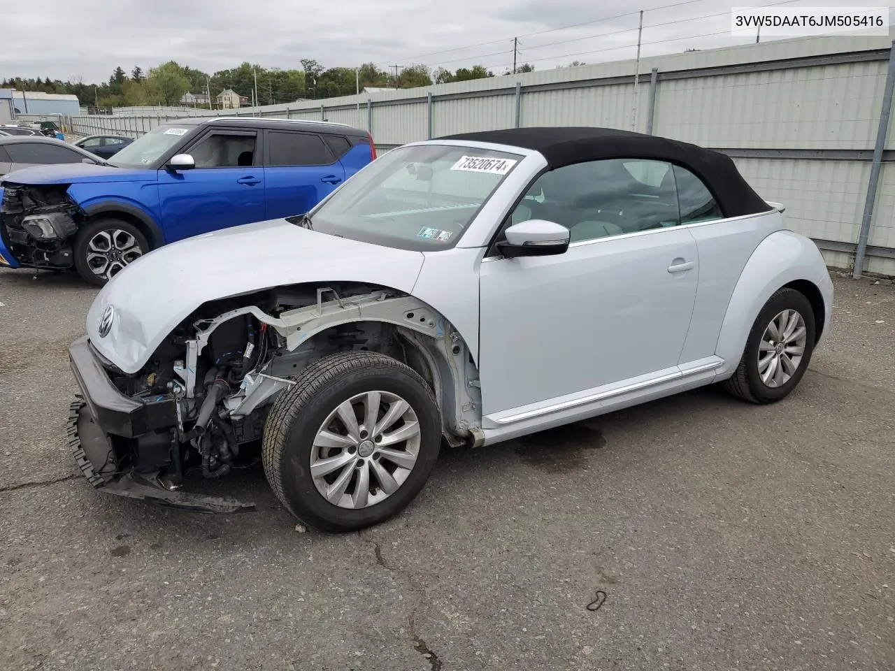 3VW5DAAT6JM505416 2018 Volkswagen Beetle S