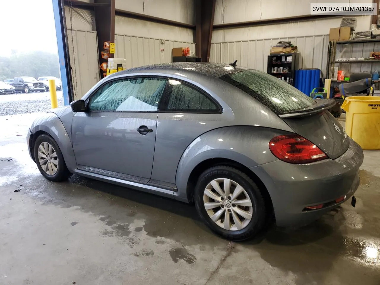 2018 Volkswagen Beetle S VIN: 3VWFD7AT0JM701357 Lot: 79388934