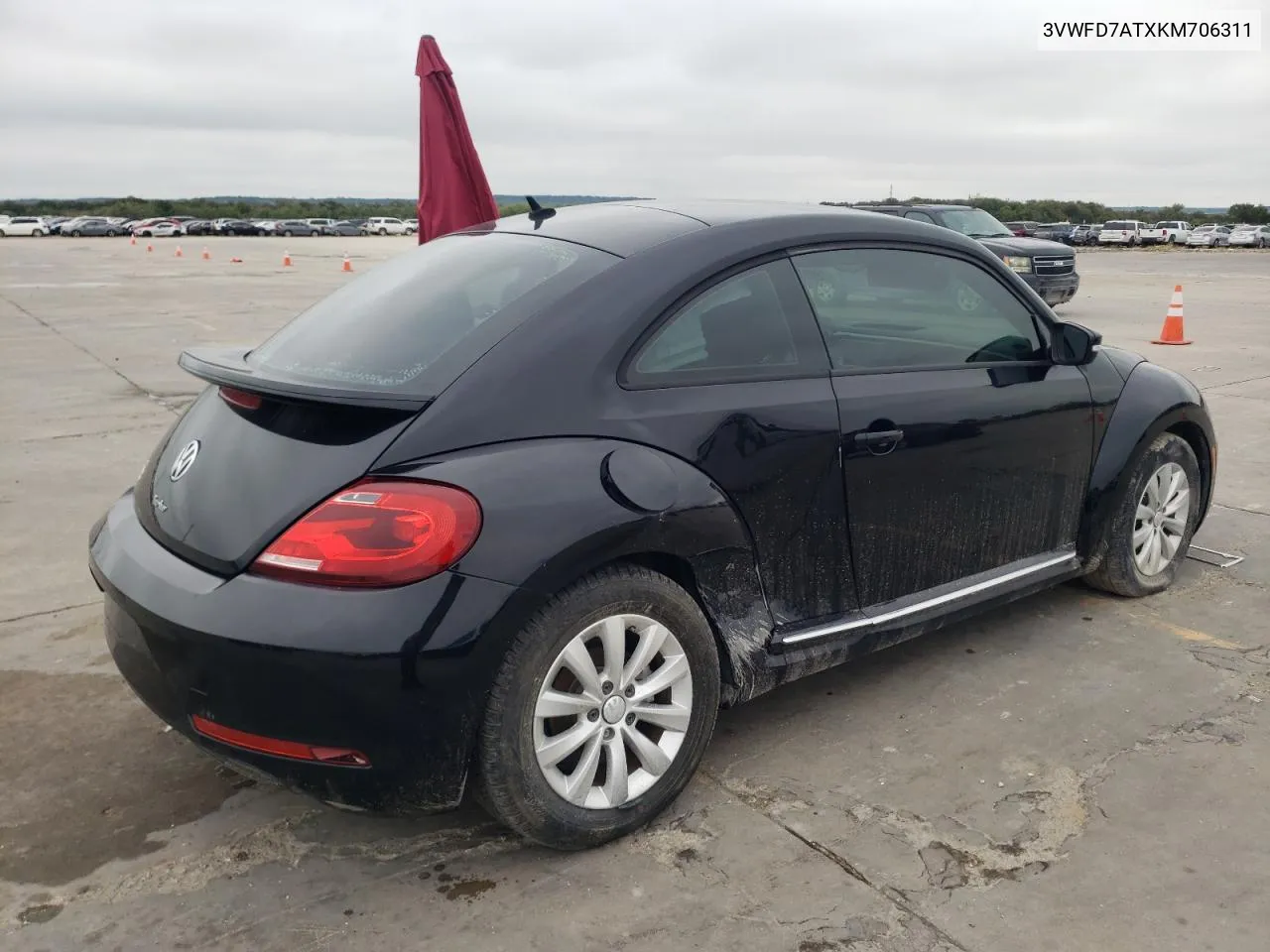 2019 Volkswagen Beetle S VIN: 3VWFD7ATXKM706311 Lot: 72933494