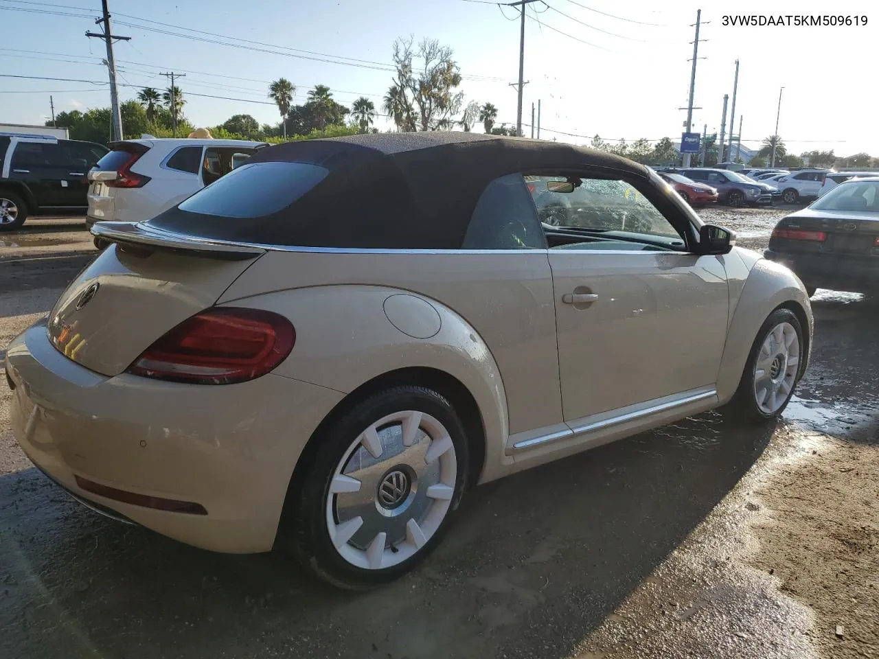 2019 Volkswagen Beetle S VIN: 3VW5DAAT5KM509619 Lot: 73826884