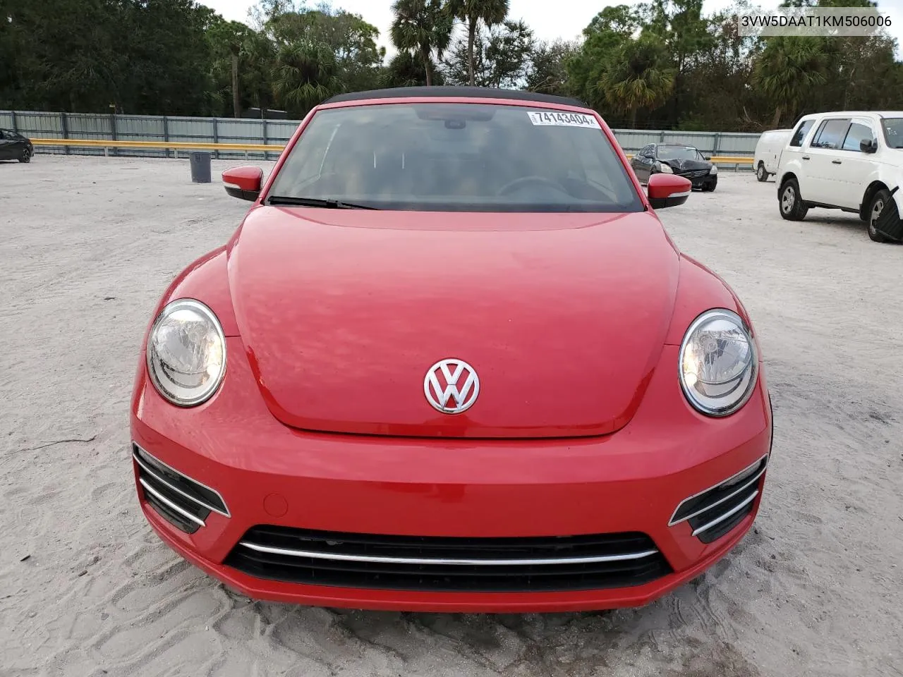 2019 Volkswagen Beetle S VIN: 3VW5DAAT1KM506006 Lot: 74143404