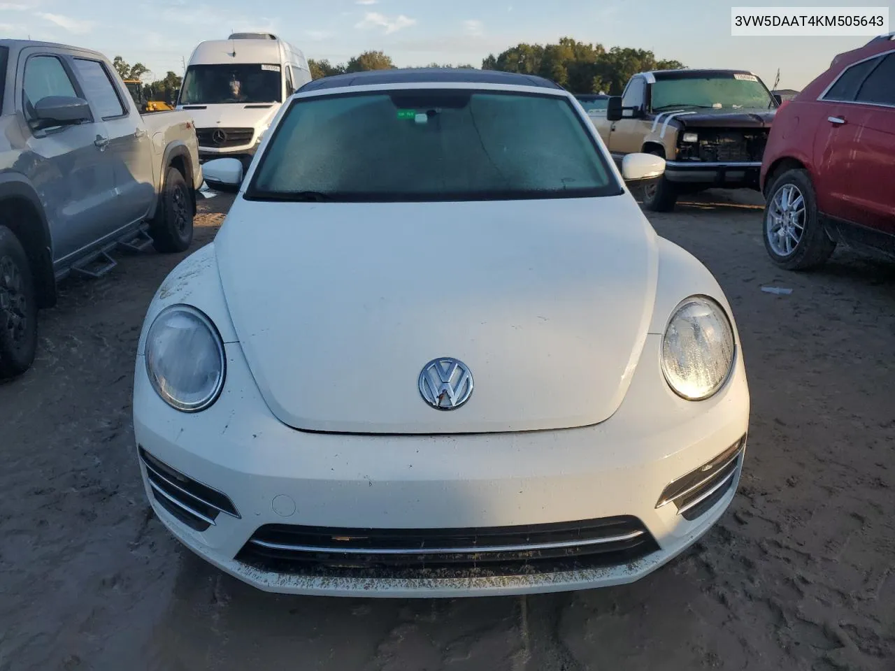 3VW5DAAT4KM505643 2019 Volkswagen Beetle S