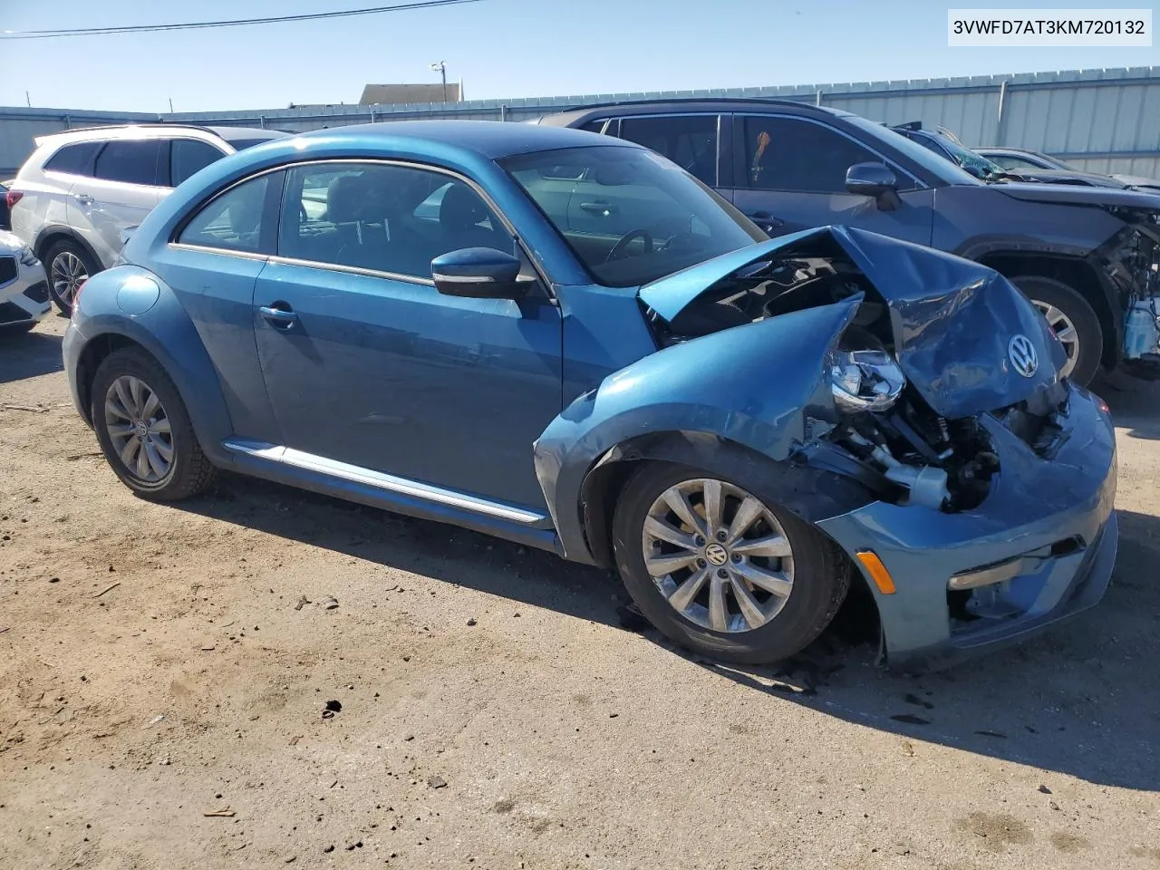 3VWFD7AT3KM720132 2019 Volkswagen Beetle S