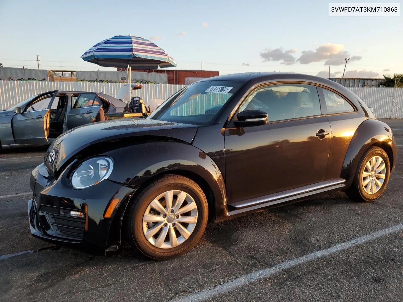 2019 Volkswagen Beetle S VIN: 3VWFD7AT3KM710863 Lot: 79176004