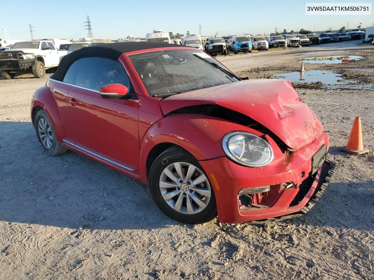 2019 Volkswagen Beetle S VIN: 3VW5DAAT1KM506751 Lot: 80567744