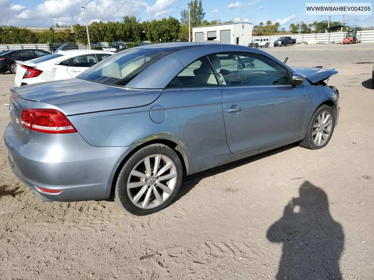 2014 Volkswagen Eos Komfort VIN: WVWBW8AH8EV004205 Lot: 71463194