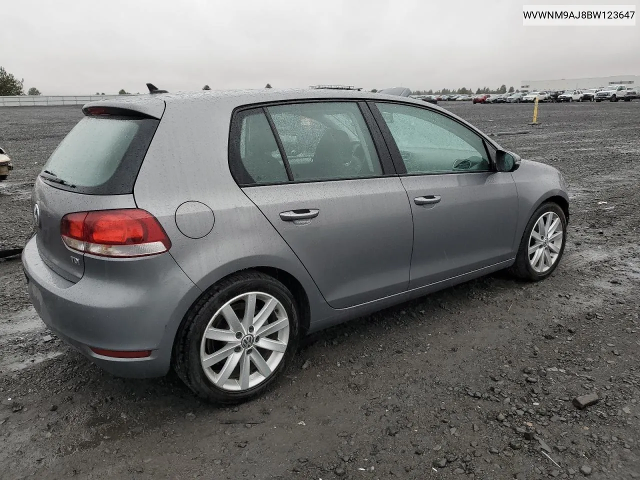 WVWNM9AJ8BW123647 2011 Volkswagen Golf