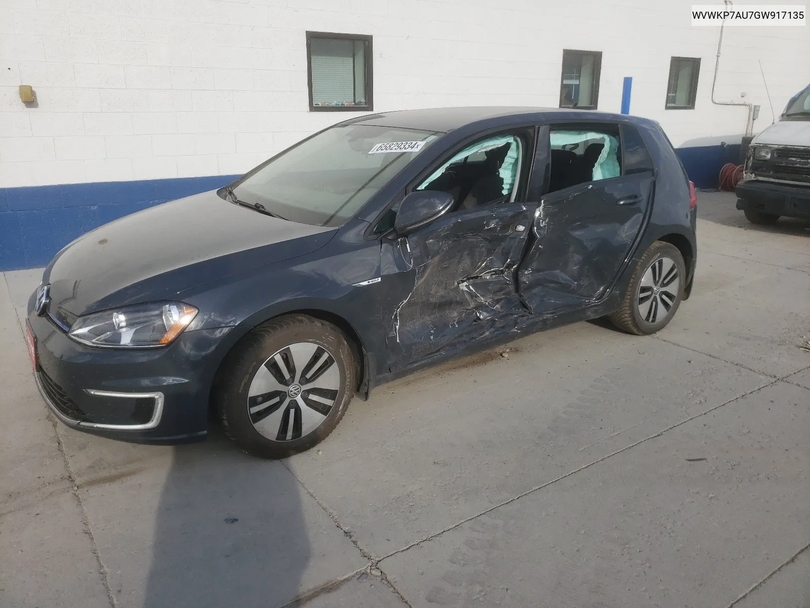 2016 Volkswagen E-Golf Se VIN: WVWKP7AU7GW917135 Lot: 65829334