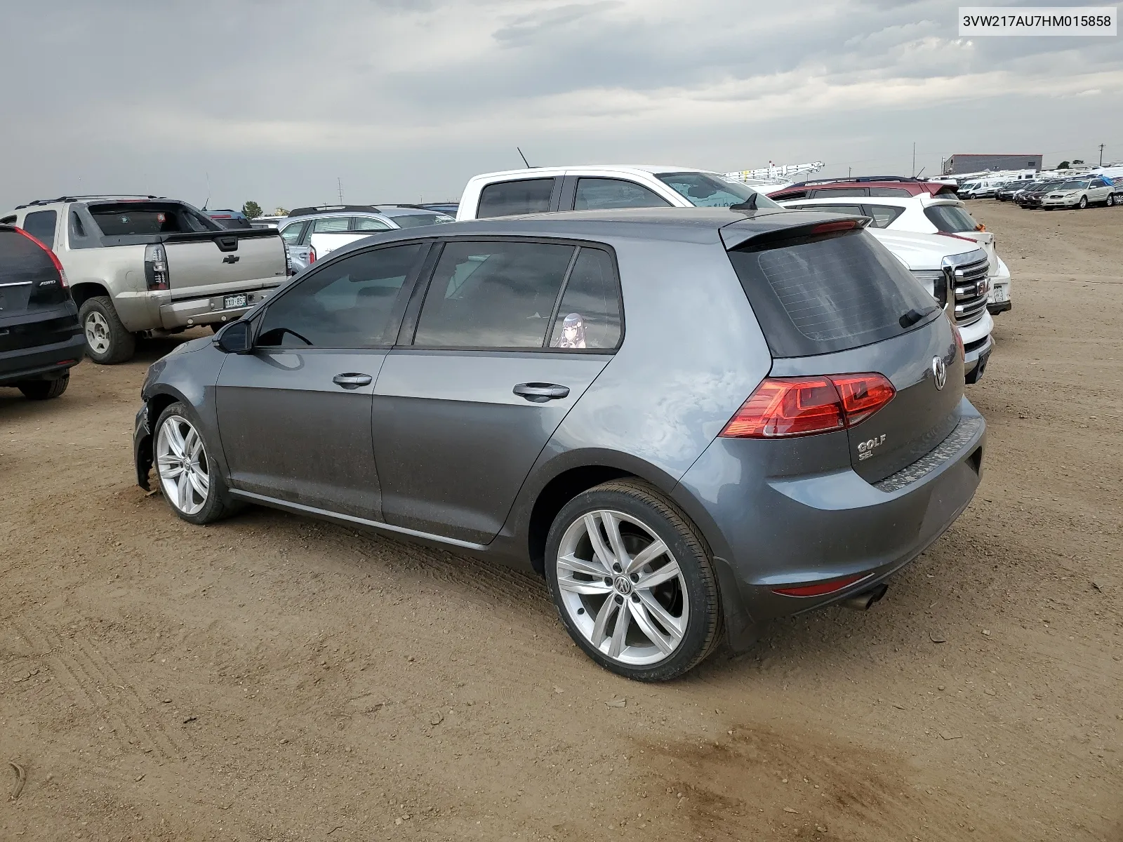 2017 Volkswagen Golf S VIN: 3VW217AU7HM015858 Lot: 66169934