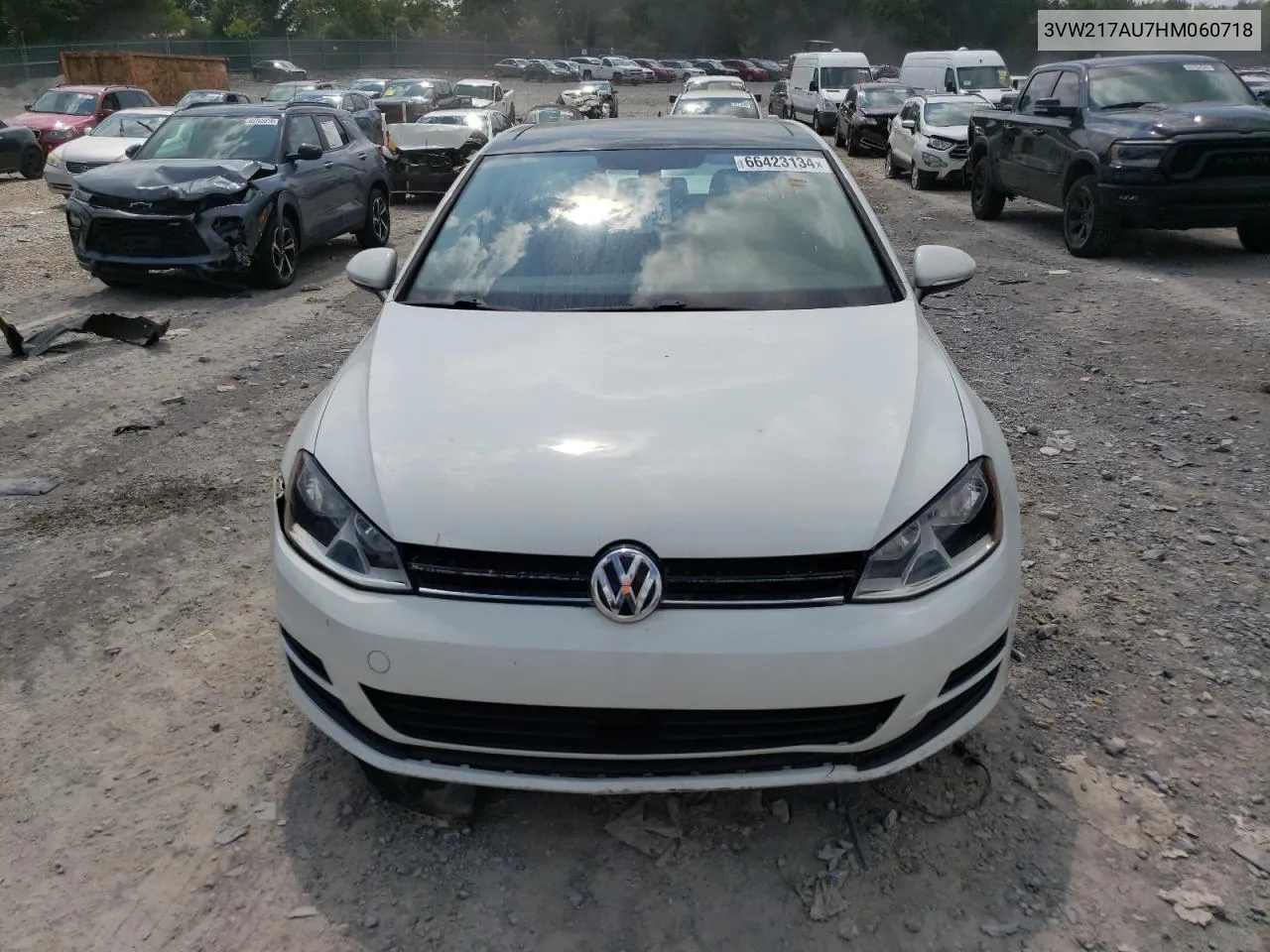 2017 Volkswagen Golf S VIN: 3VW217AU7HM060718 Lot: 66423134