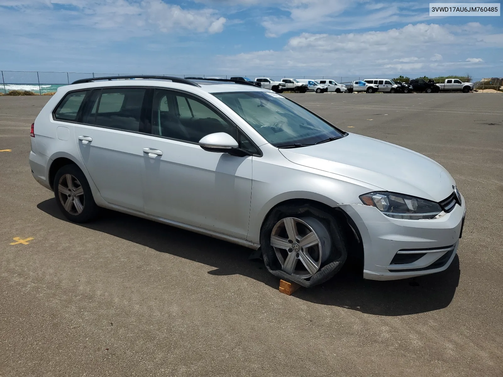 3VWD17AU6JM760485 2018 Volkswagen Golf Sportwagen S