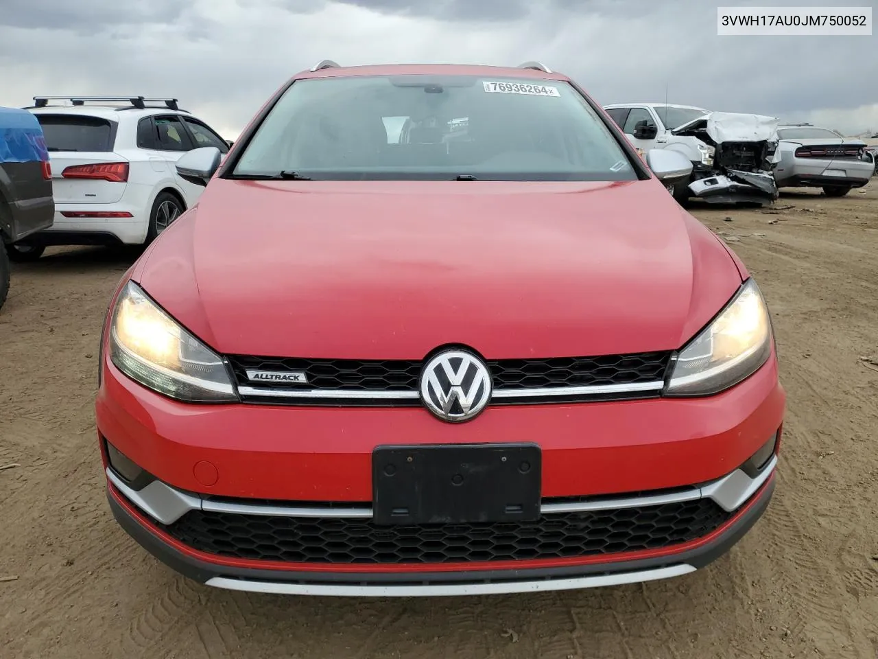 3VWH17AU0JM750052 2018 Volkswagen Golf Alltrack S