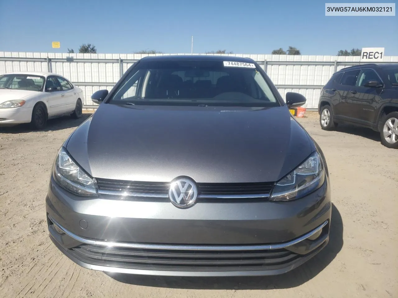 2019 Volkswagen Golf S VIN: 3VWG57AU6KM032121 Lot: 74487564