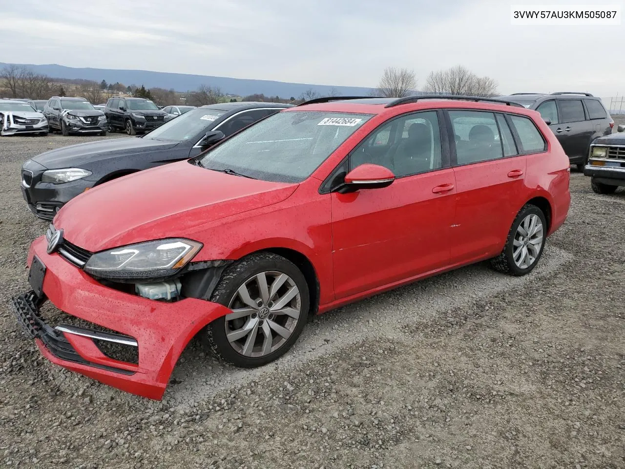 3VWY57AU3KM505087 2019 Volkswagen Golf Sportwagen S