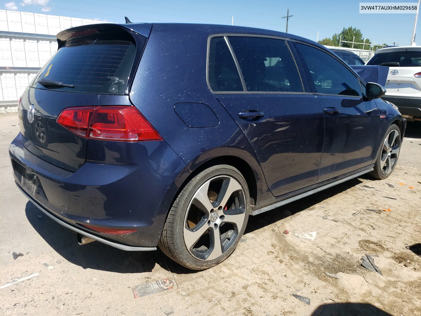 3VW4T7AUXHM029658 2017 Volkswagen Gti S