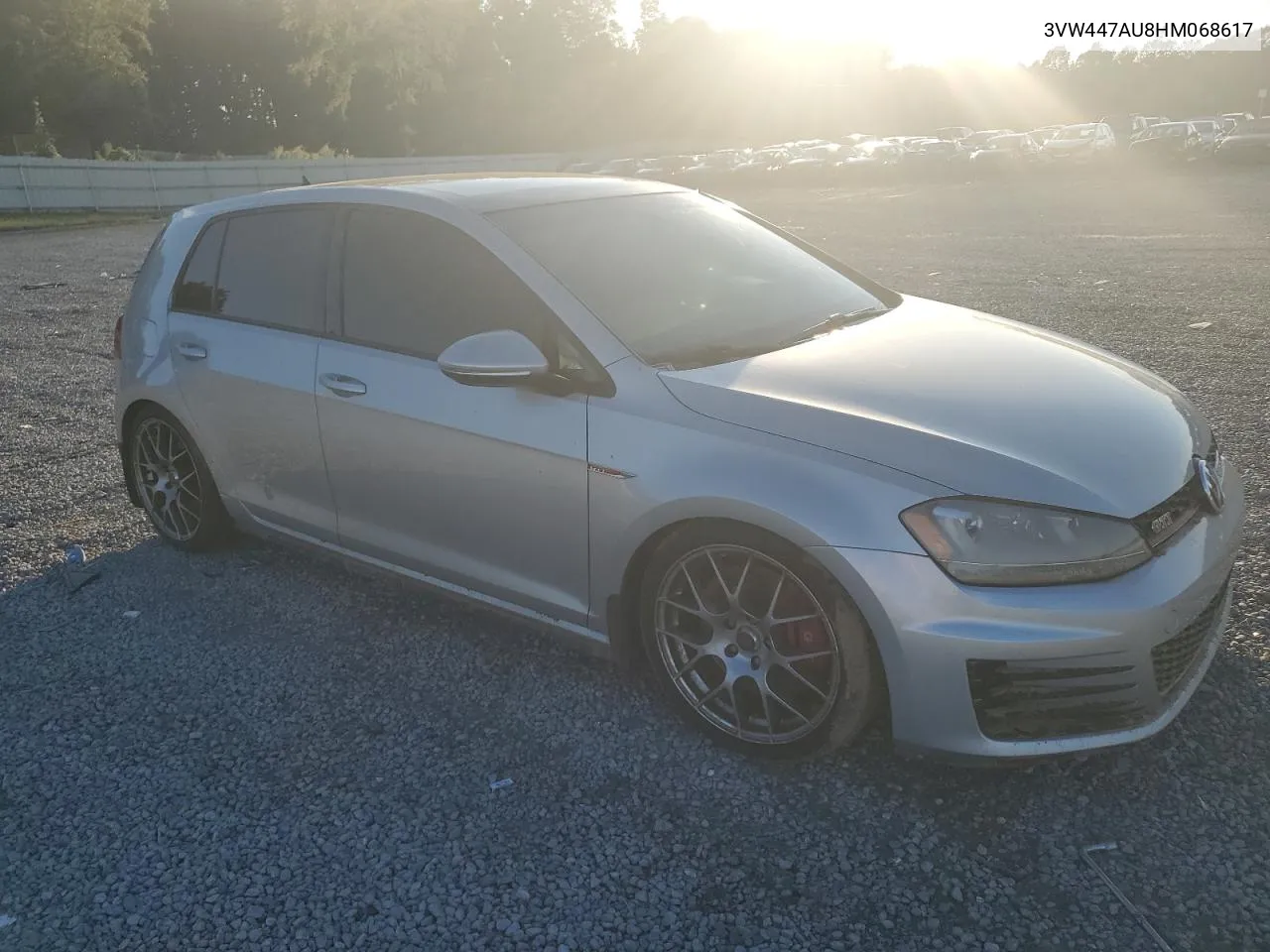 3VW447AU8HM068617 2017 Volkswagen Gti S/Se