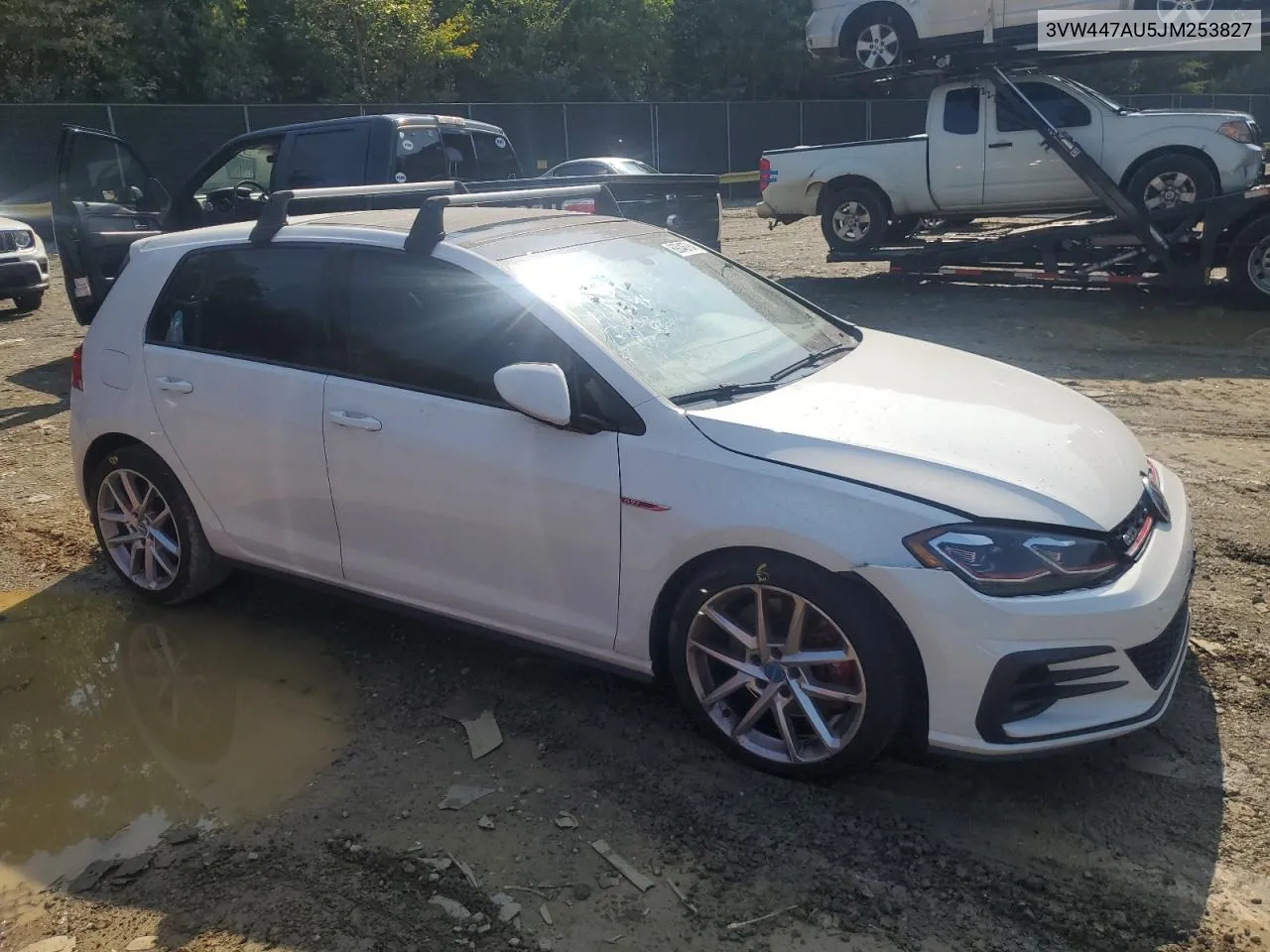 3VW447AU5JM253827 2018 Volkswagen Gti S/Se