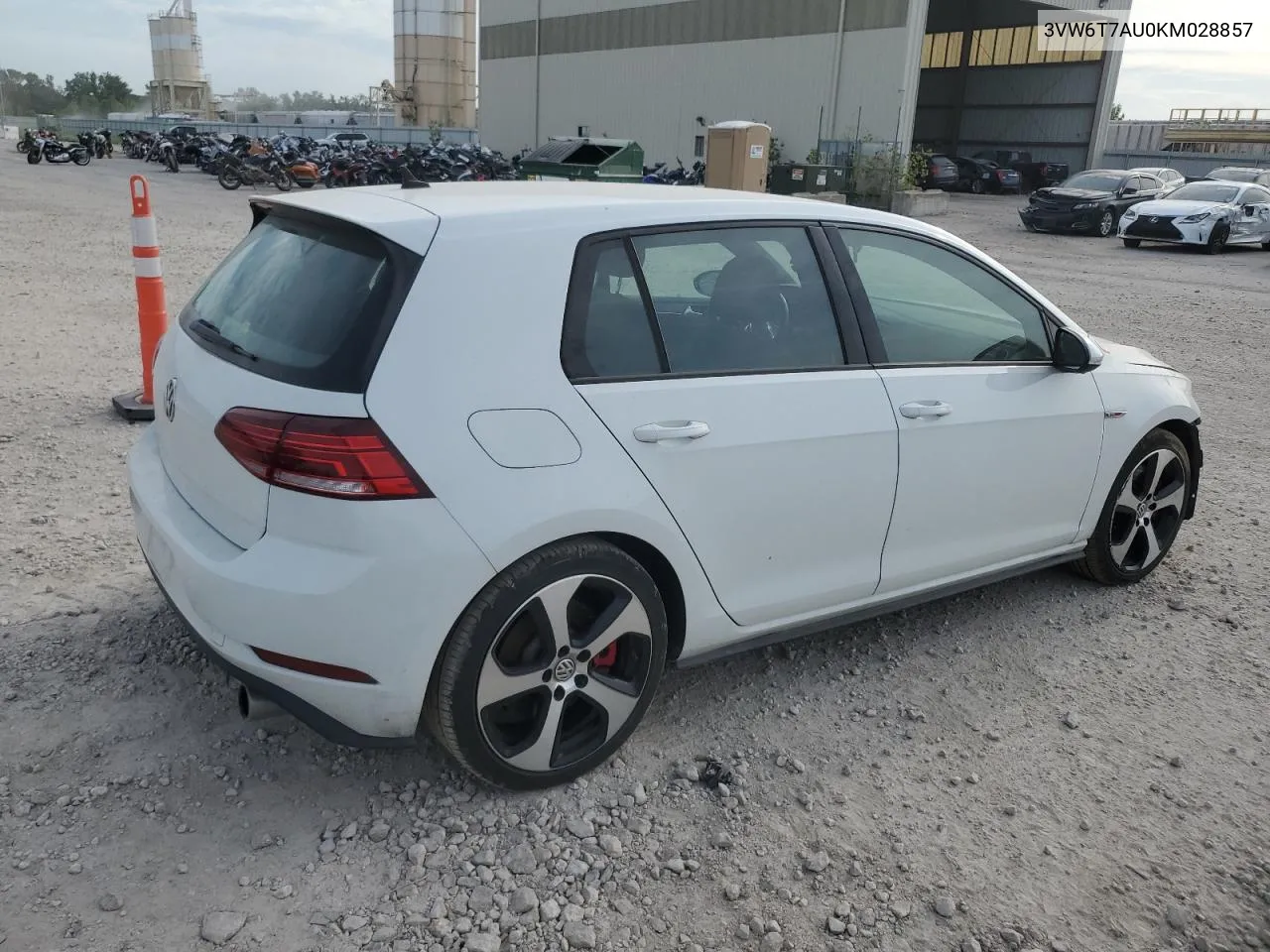 3VW6T7AU0KM028857 2019 Volkswagen Gti S