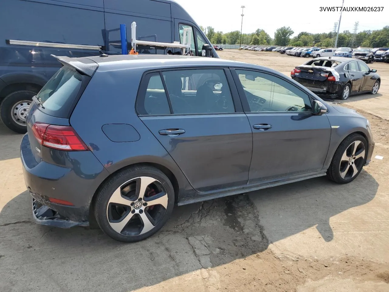 3VW5T7AUXKM026237 2019 Volkswagen Gti S