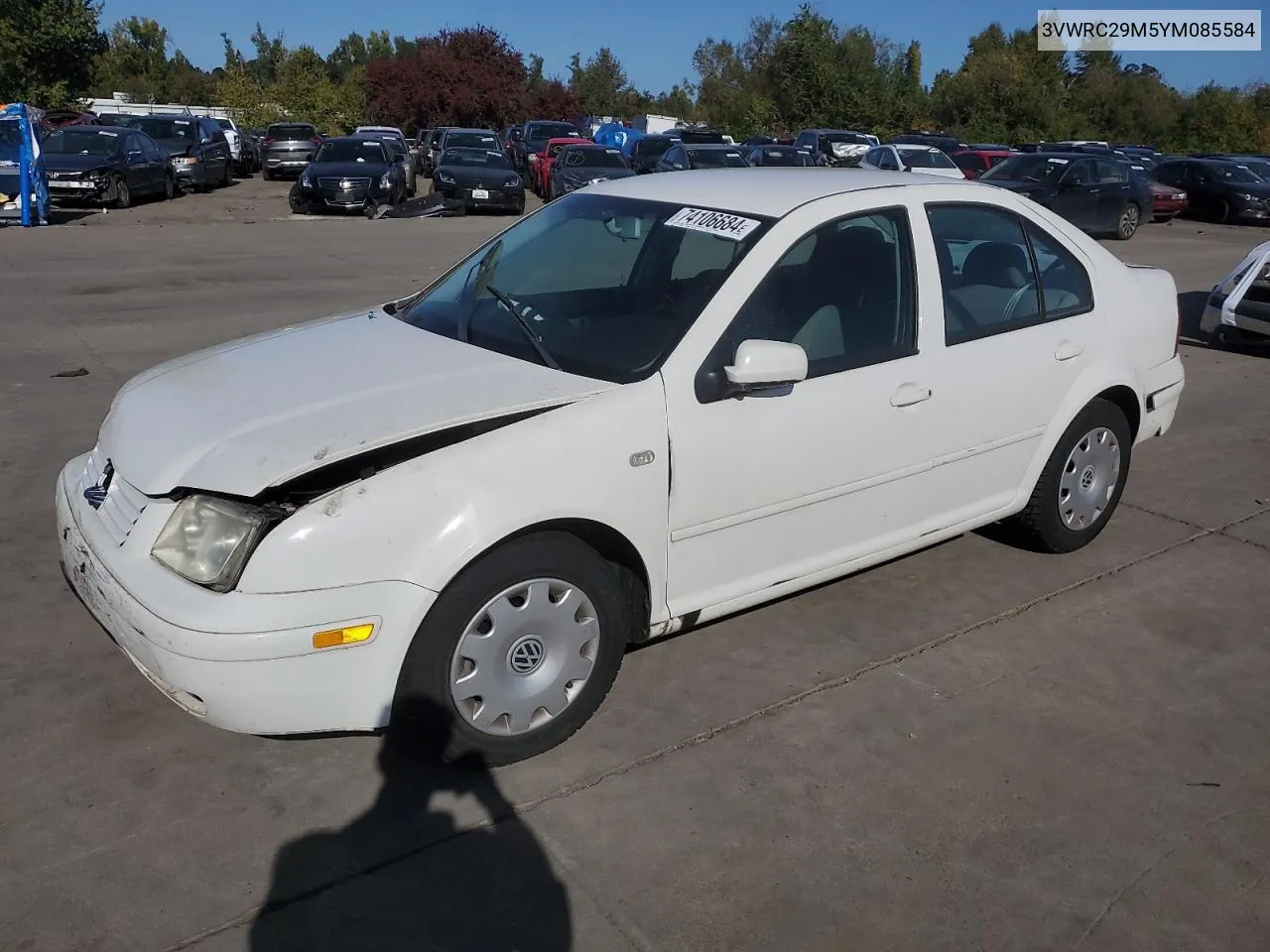 2000 Volkswagen Jetta Gl VIN: 3VWRC29M5YM085584 Lot: 74106684