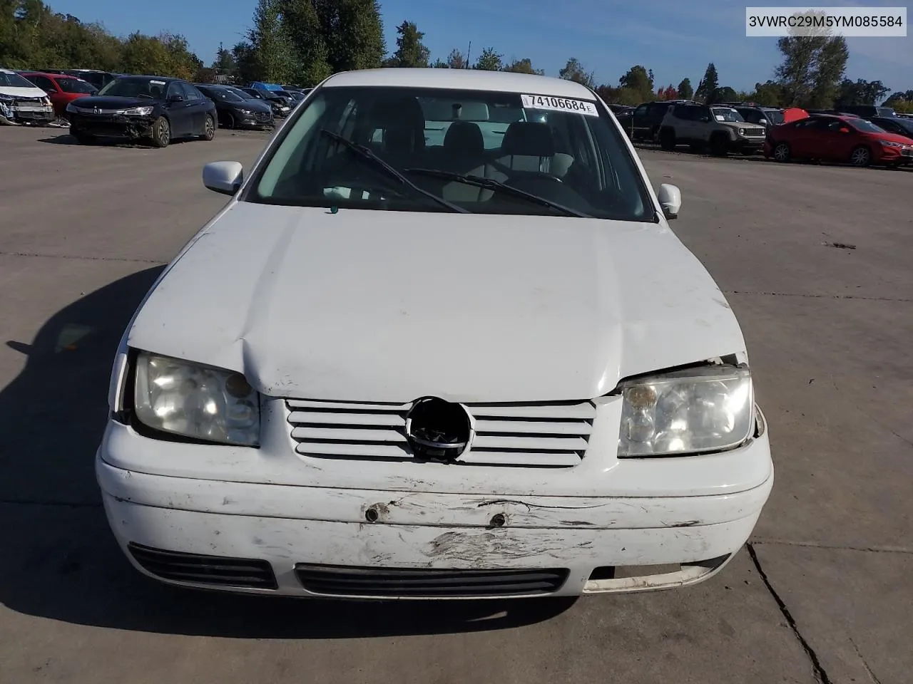 2000 Volkswagen Jetta Gl VIN: 3VWRC29M5YM085584 Lot: 74106684