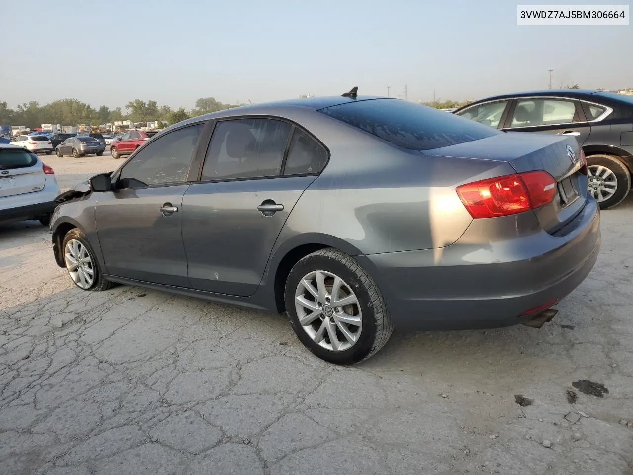 3VWDZ7AJ5BM306664 2011 Volkswagen Jetta Se