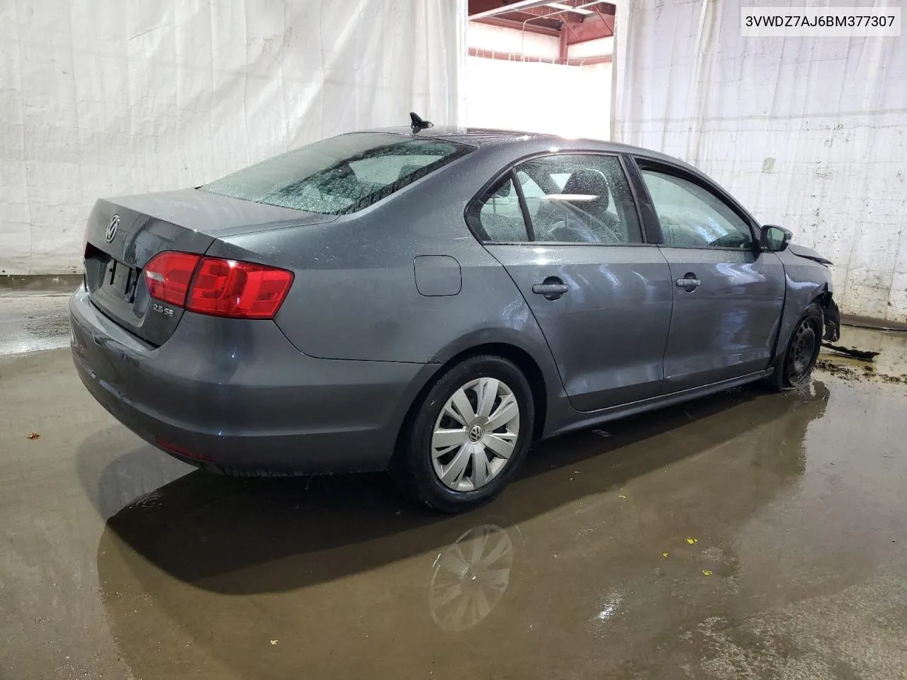 3VWDZ7AJ6BM377307 2011 Volkswagen Jetta Se