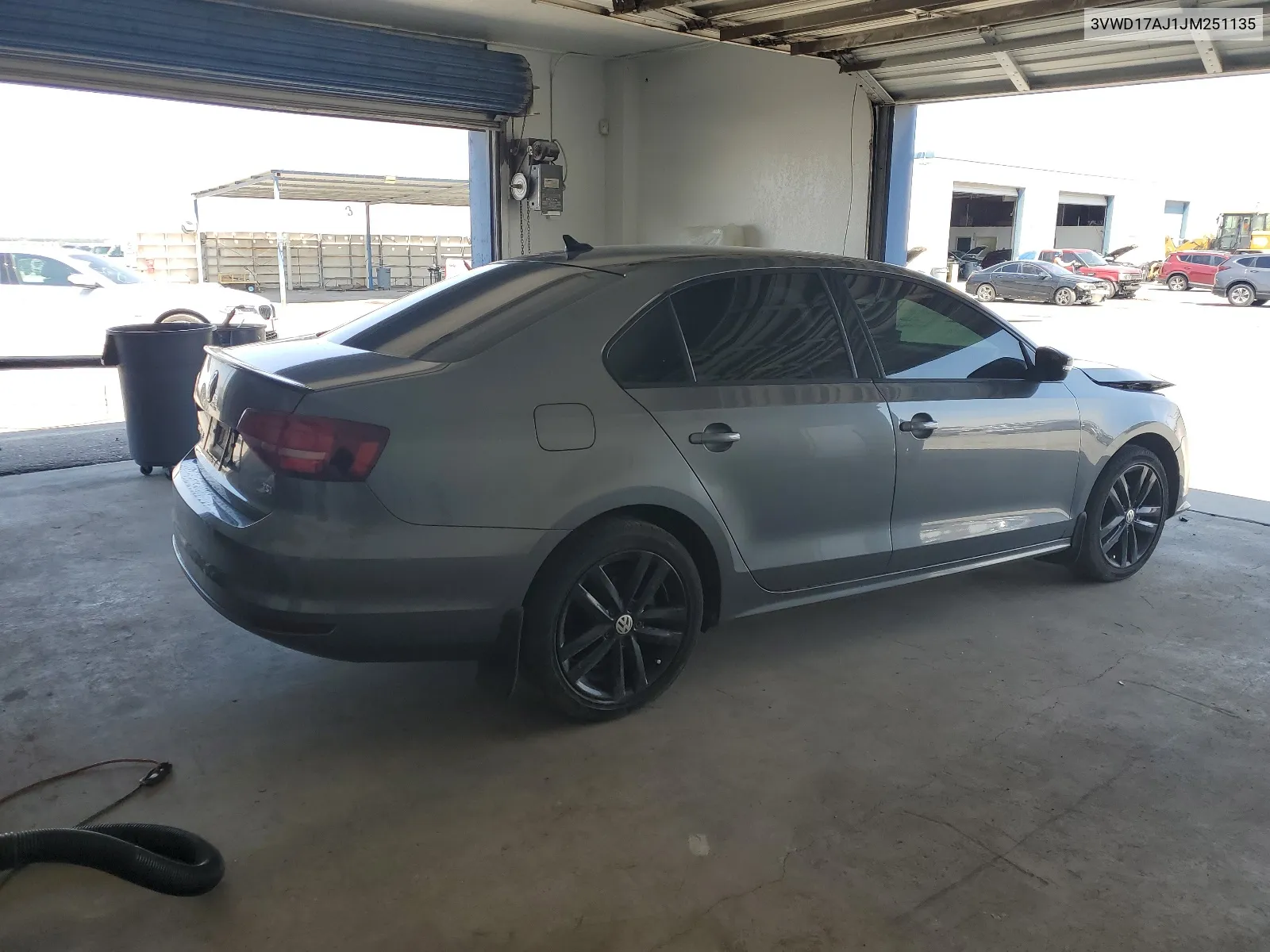 3VWD17AJ1JM251135 2018 Volkswagen Jetta Sport