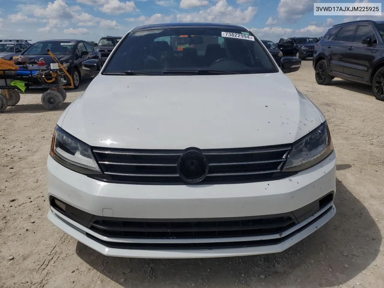 3VWD17AJXJM225925 2018 Volkswagen Jetta Sport