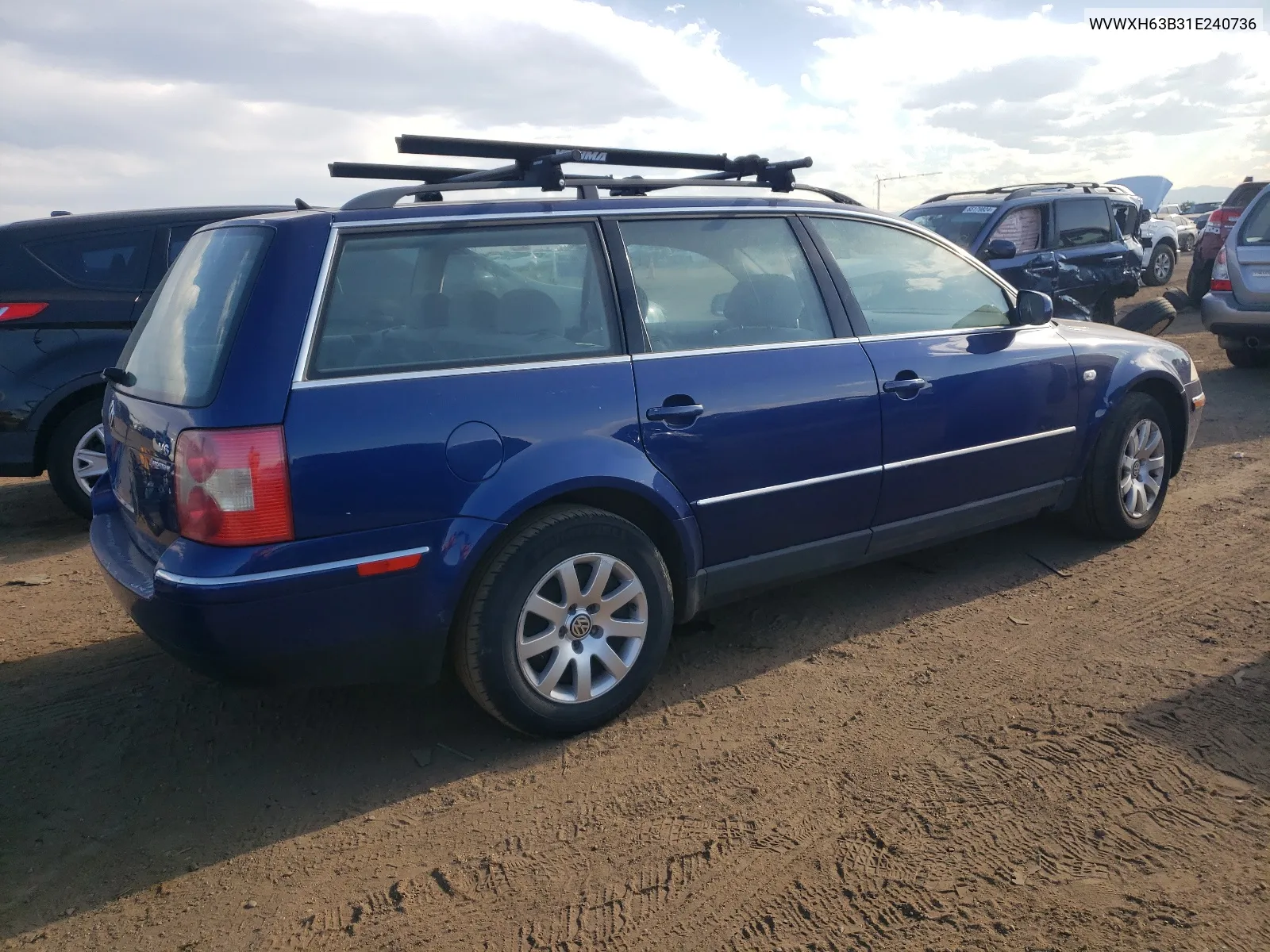 2001 Volkswagen Passat Gls 4Motion VIN: WVWXH63B31E240736 Lot: 64896124