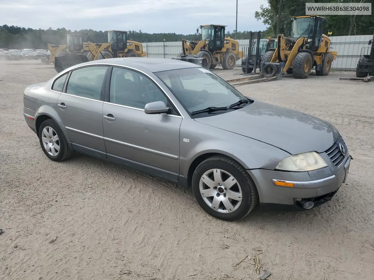 2003 Volkswagen Passat Glx VIN: WVWRH63B63E304098 Lot: 71213254