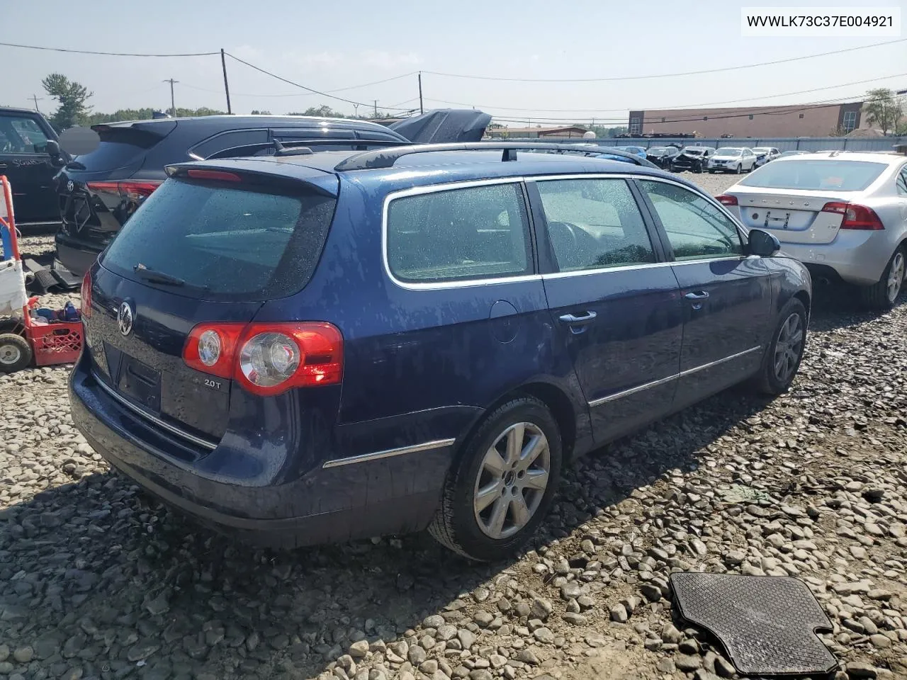 2007 Volkswagen Passat 2.0T Wagon Value VIN: WVWLK73C37E004921 Lot: 68326344