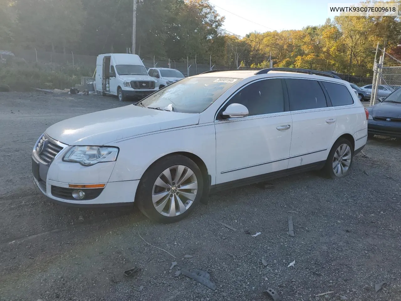 2007 Volkswagen Passat 2.0T Wagon Luxury VIN: WVWTK93C07E009618 Lot: 76693164