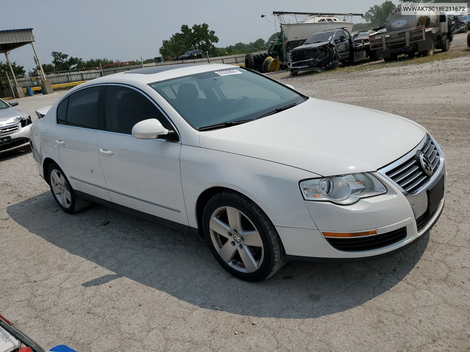 2008 Volkswagen Passat Komfort VIN: WVWAK73C18E211672 Lot: 63325894