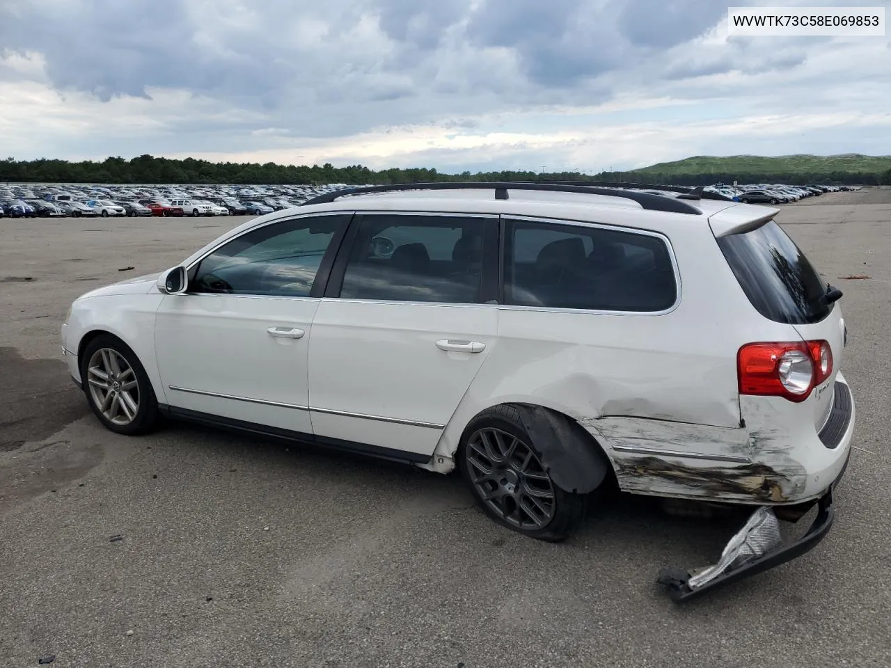 WVWTK73C58E069853 2008 Volkswagen Passat Wagon Lux