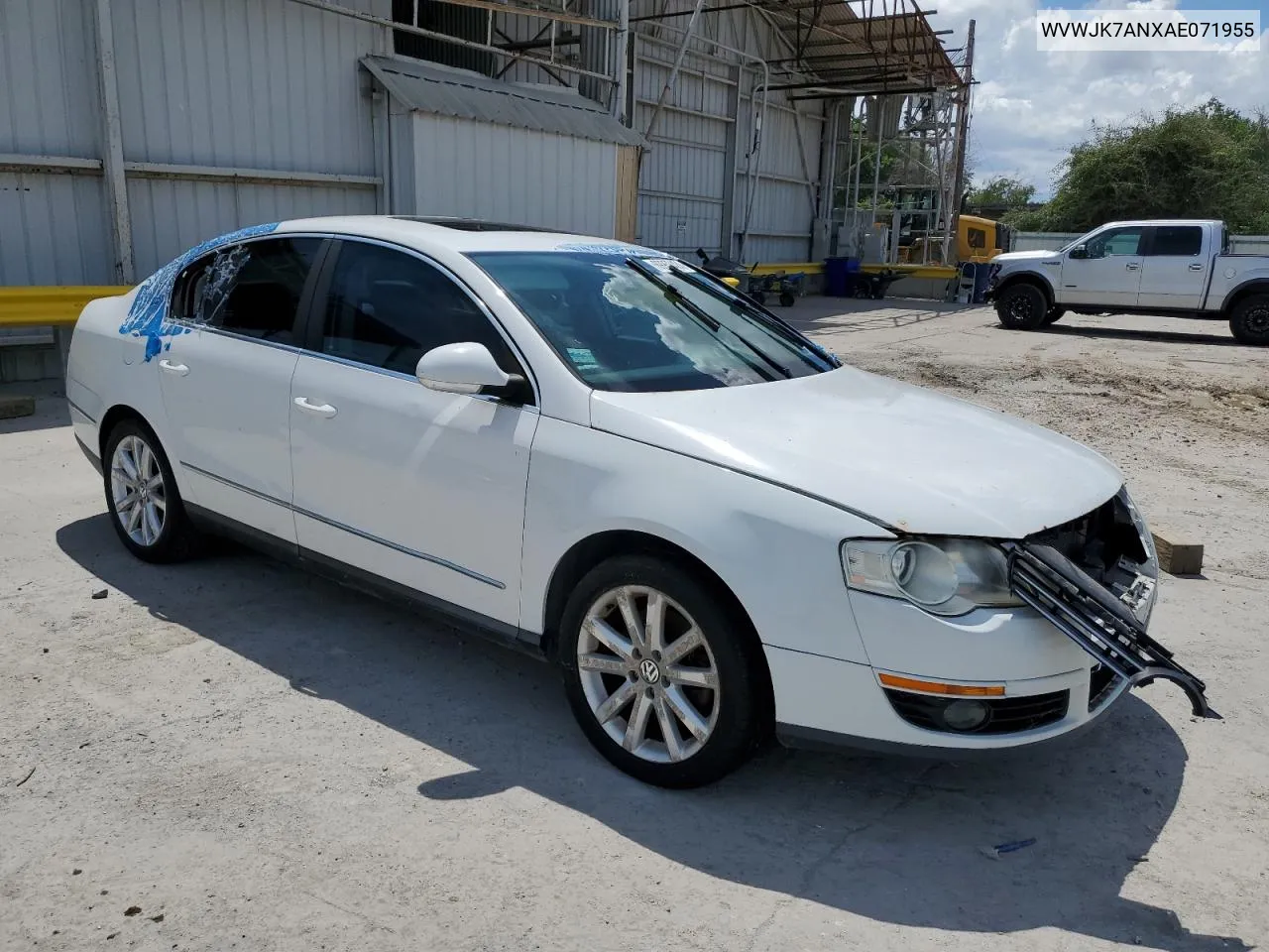 2010 Volkswagen Passat Komfort VIN: WVWJK7ANXAE071955 Lot: 69953424